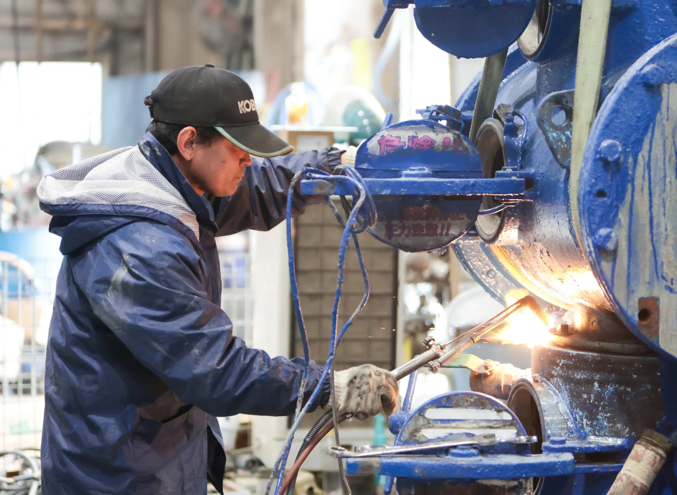 採用情報 建設機械の整備士イメージ